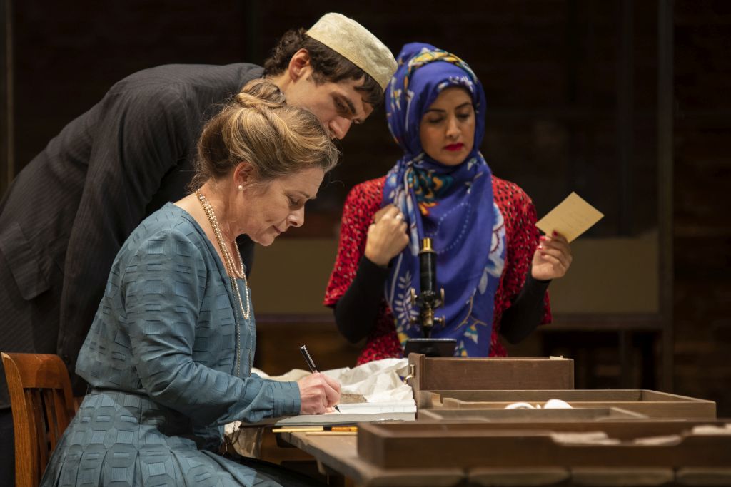 Emma Fielding (centre) as Gertrude Bell