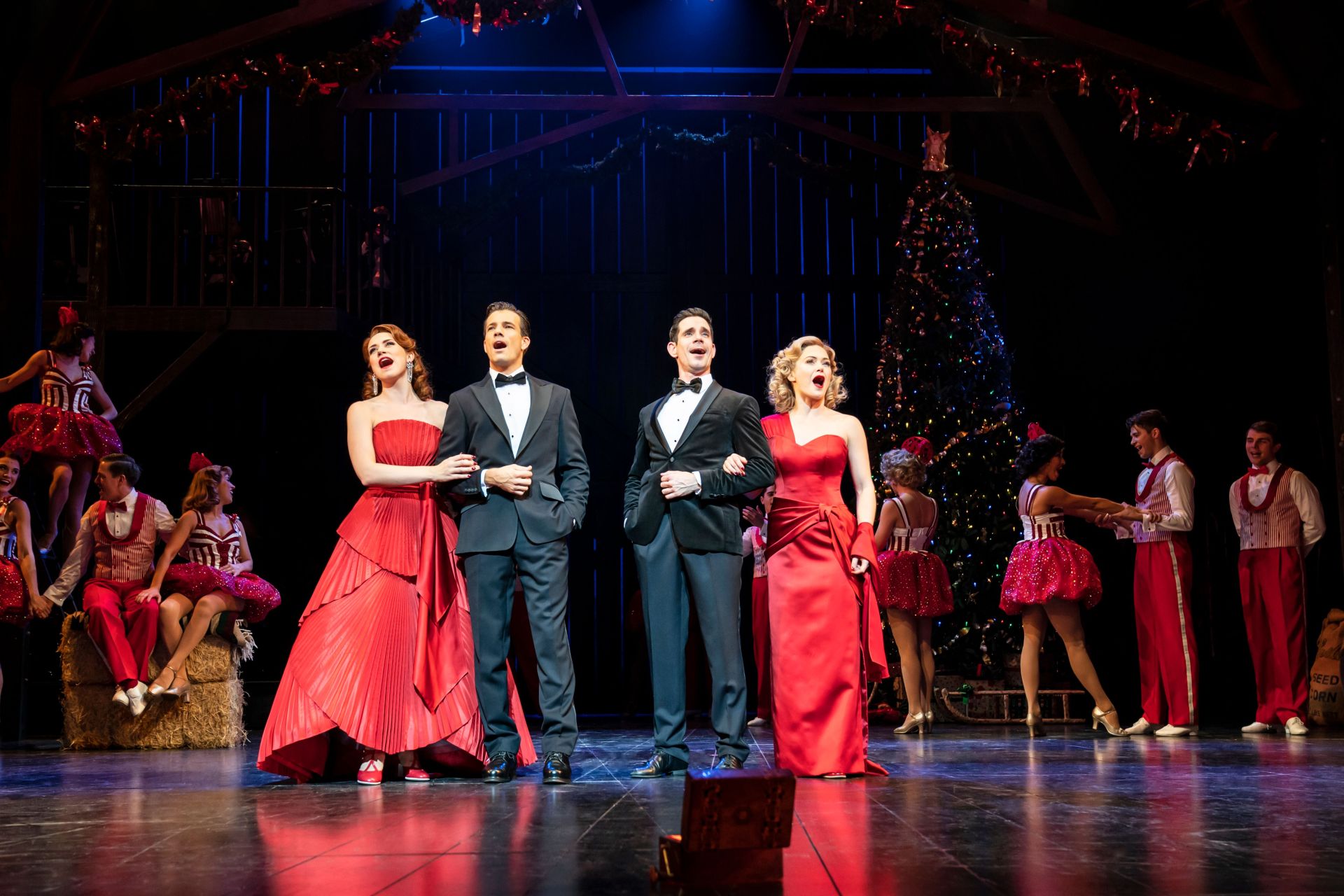 the four leads in 'White Christmas'