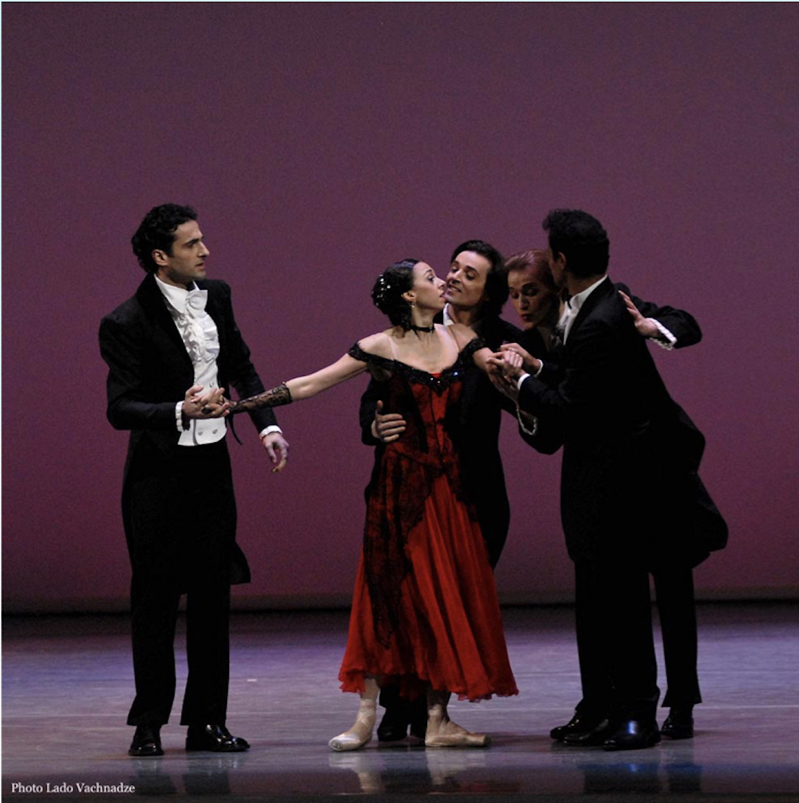 Nina Ananiashvili in Alexei Ratmansky's Charms of Mannerism