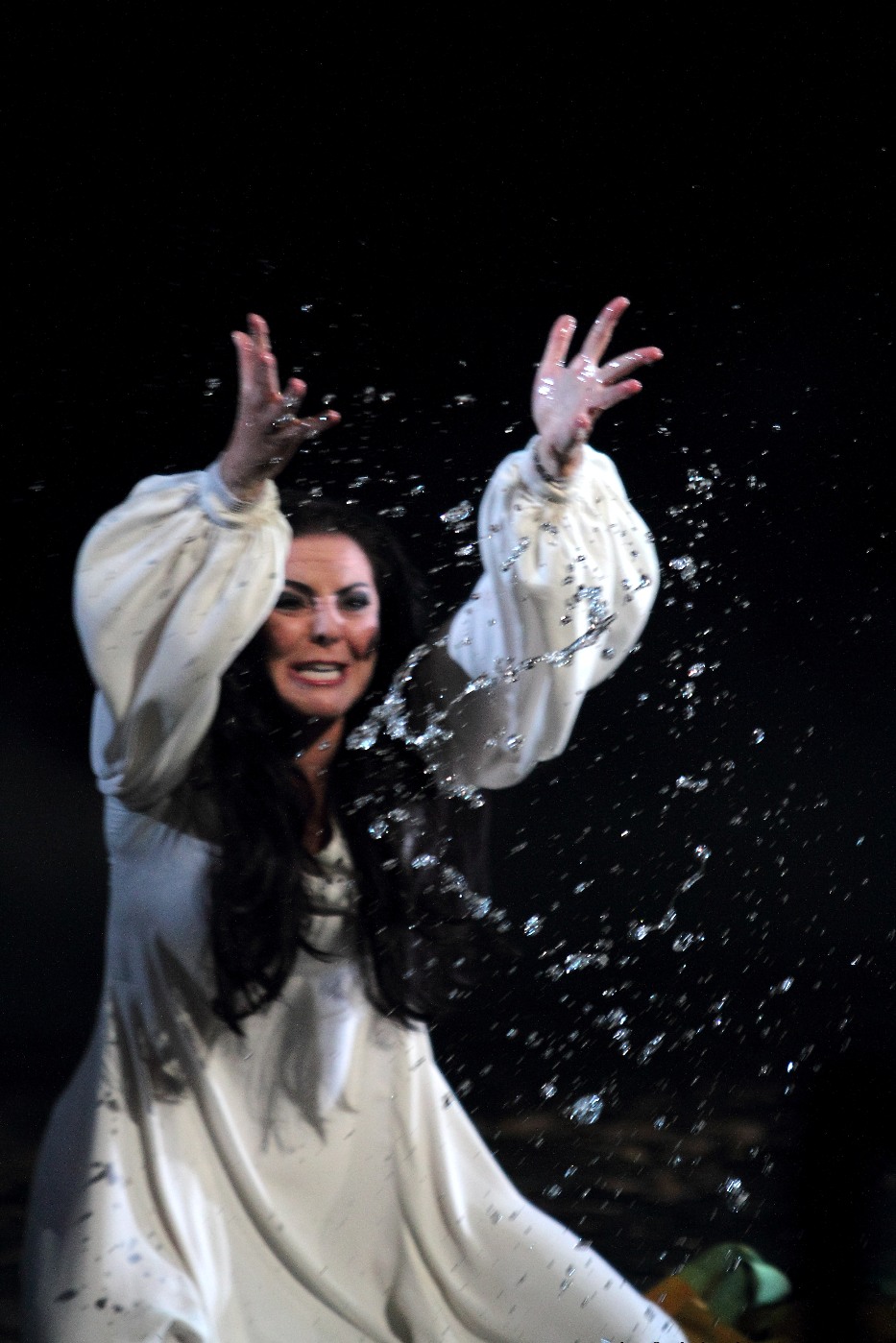 Maria Agresta in I Due Foscari at the Royal Opera