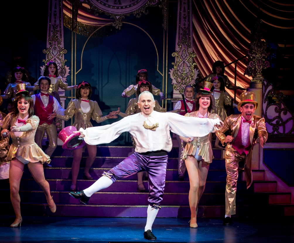 Wayne Sleep in Wimbledon Cinderella