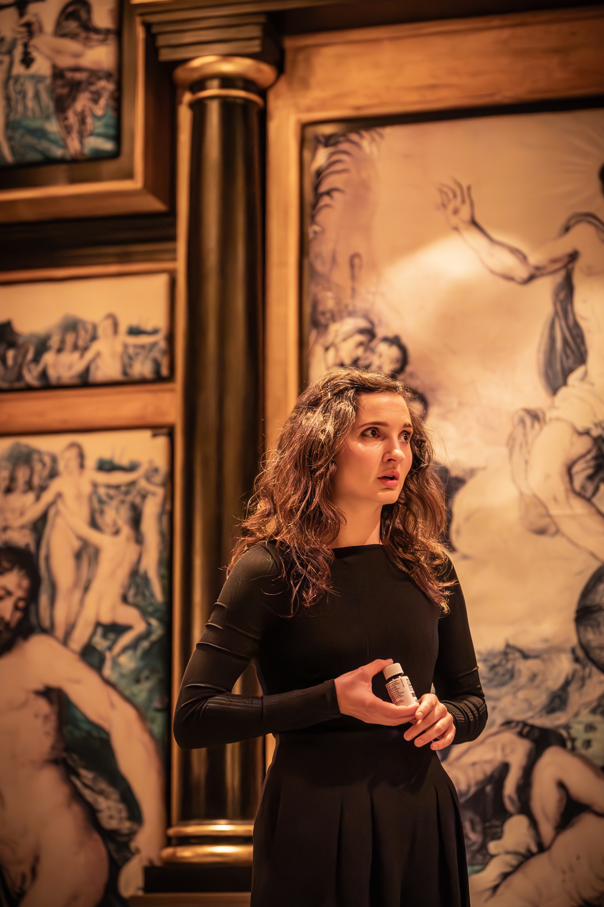 Ruby Bentall as Helen in All's Well That Ends Well at Shakespeare's Globe (c. Marc Brenner) 2