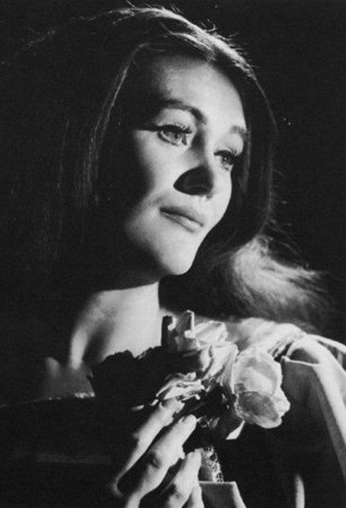 Sutherland as Elvira in Bellini's 'I Puritani' at Covent Garden, 1963