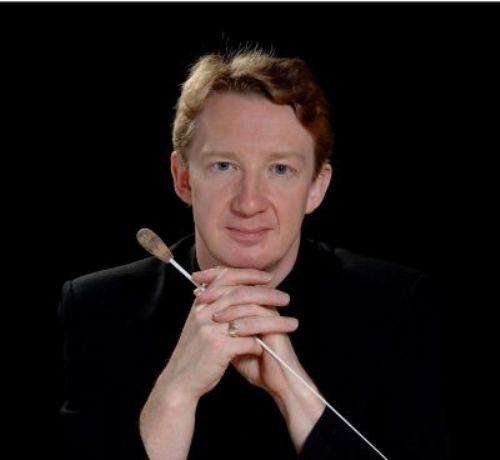 Douglas Boyd: a sprightly, soulful guide through late-night master serenades