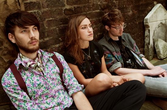 Esben and the Witch, far from the average indie band