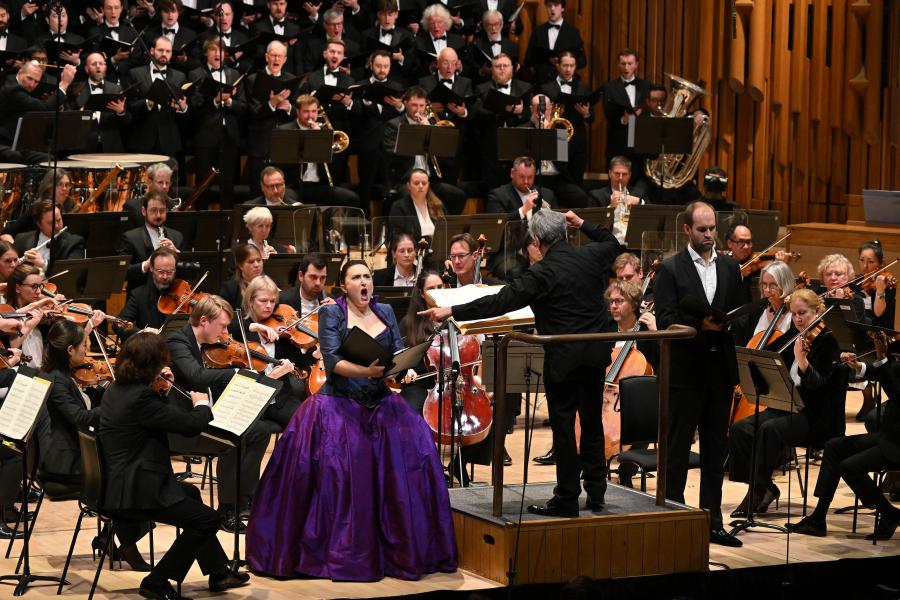 Plea for peace: Julia Sitkovetsky