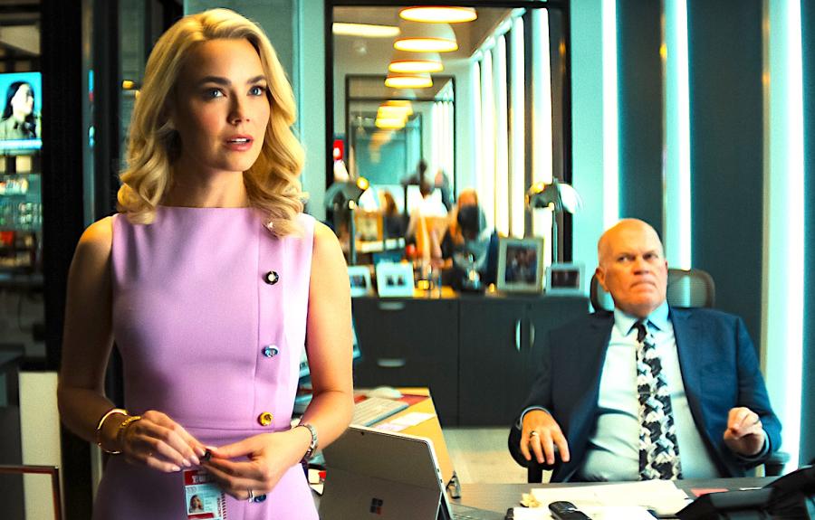 Lexi  Jones (Rebecca Rittenhouse)