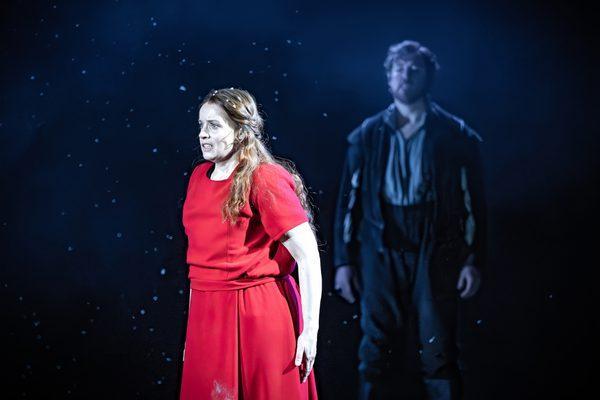 Rachel Nicholls (Senta) and Simon Bailey (Dutchman)