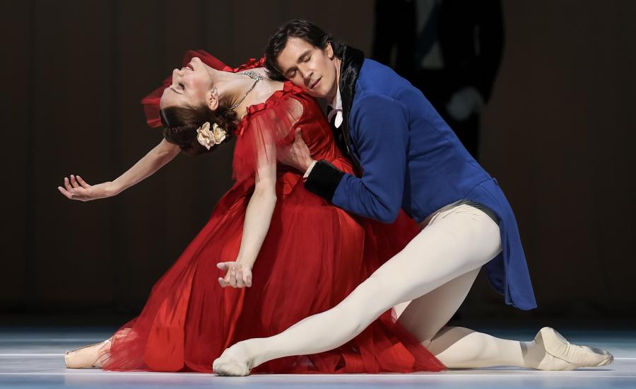 Marianela Nuñez and William Bracewell as Marguerite and Arrmand