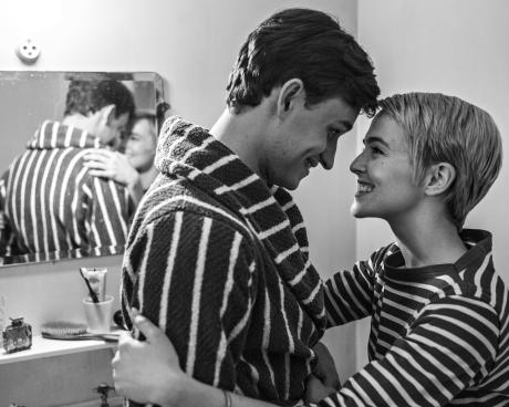 Aubry Dullin as Jean-Paul Belmondo, Zoey Deutch as Jean Seberg in Nouvelle Vague